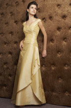 Bridesmaids Dress: J9977  Portrait neckline and A-line Jade Taffeta gown, has criss cross shirred bodice with double layered split ruffle on front skirt.
Size Range :  2-26.
 
