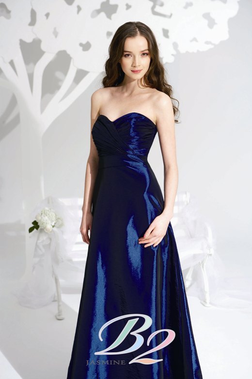 Bridesmaids Dress: B2 FALL 2009 - B2093  Catalogue Color :		NAVY (NY)	Fabric-top layer :		LUXE TAFFETA	Accessory :		Spaghetti straps	Skirt Length :		Floor length. Skirt length can be changed to tea-length or knee-length.	Size Range : 		2-28 