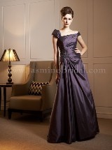 Mother of the Bride Dress: JADE FALL 2011 - J4473  Catalogue Color: 	PURPLE ROSE (PZ)Fabric-top: 	JADE TAFFETASkirt Length: 	Floor length. Skirt length can be changed to tea-length or knee-length.Size Range: 	2-26 