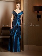 Mother of the Bride Dress: JADE COUTURE FALL 2011 - K4490  Catalogue Color:  	NIGHT BLUE (NB)Fabric-top: 	LUXE TAFFETASkirt Length: 	Floor length. Skirt length can be changed to tea-length or knee-length.Size Range: 	2-26 