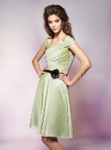 Prom Dress: BELSOIE FALL 2011 - L4058  Catalogue Color:  	SEAFOAM (SF)-BLACK (BK)Fabric-top: 	BELSOIE TIFFANY CHIFFONSkirt Length: 	Available in both knee-length 25