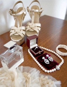 wedding guest accessories