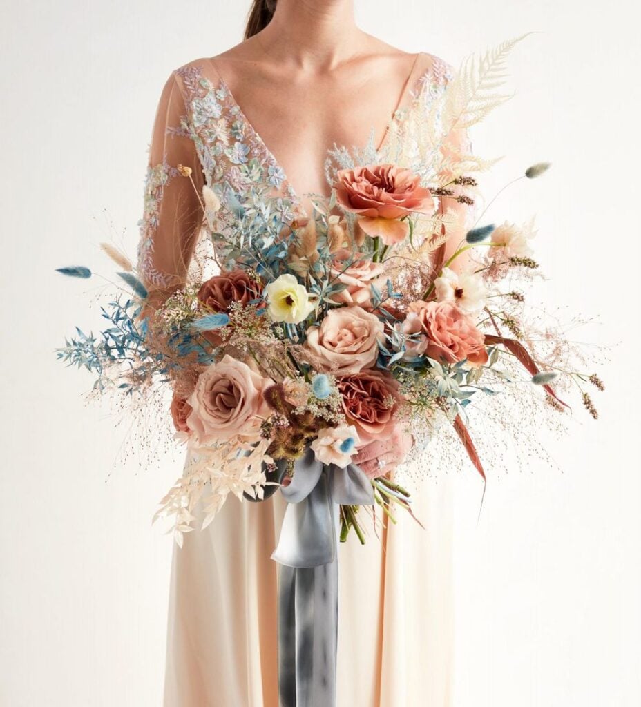 dried flower bouquet wedding
