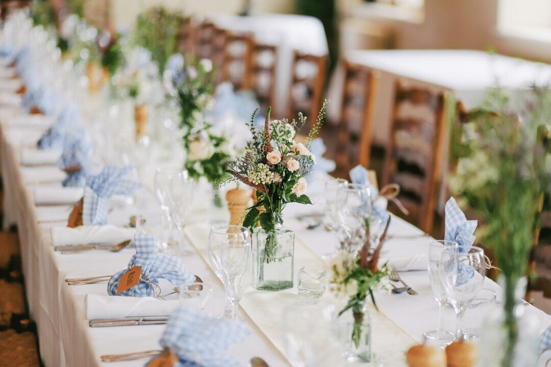 How to Choose the Perfect Floral Arrangement for Your Wedding Theme