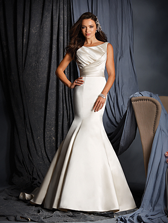 Wedding Dress - ALFRED ANGELO BRIDAL 2015 Collection - 2509 - Modern Fit | AlfredAngelo Bridal Gown