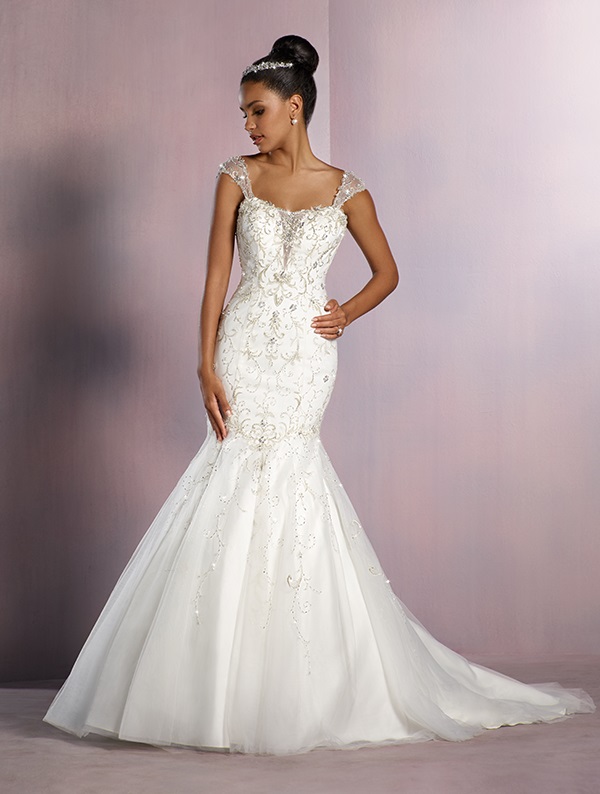 Wedding Dress DISNEY ALFRED ANGELO COLLECTION 253