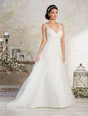Wedding Dress - MODERN VINTAGE BY ALFRED ANGELO 2017 Collection - 8572 | AlfredAngelo Bridal Gown