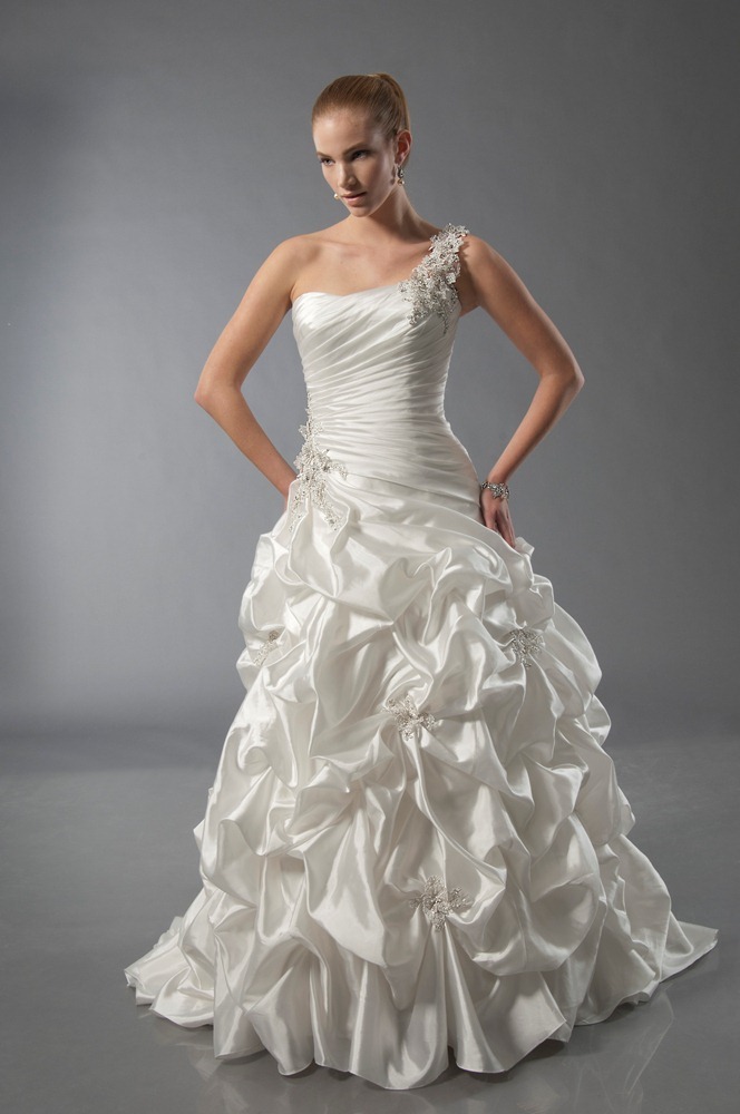 Wedding Dress - Alfred Sung BRIDAL FALL 2012 - 6900 | AlfredSung Bridal ...