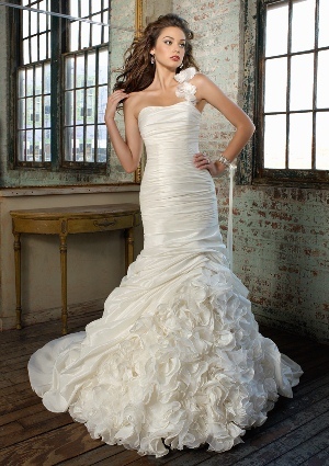 Wedding Dress - Angelina Faccenda: 1218 - TAFFETA & ORGANZA REMOVABLE ONE-SHOULDER STRAP | AngelinaFaccenda Bridal Gown