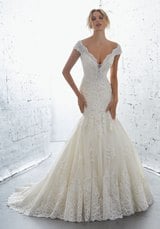 Bridal Dress: 1701