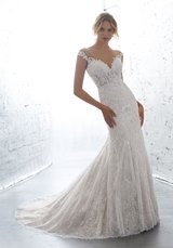 Bridal Dress: 1706