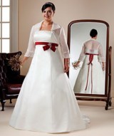 Bridal Dress: Beautiful Brides Plus - Garland 