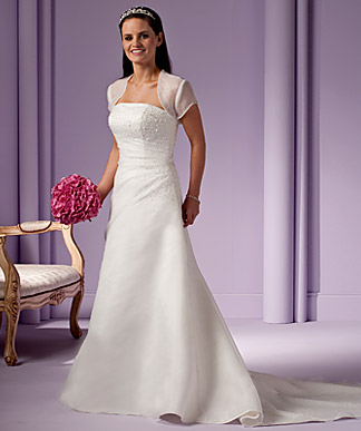 Wedding Dress - Perfectly Petite Bride - Donella | PerfectlyPetiteBride Bridal Gown