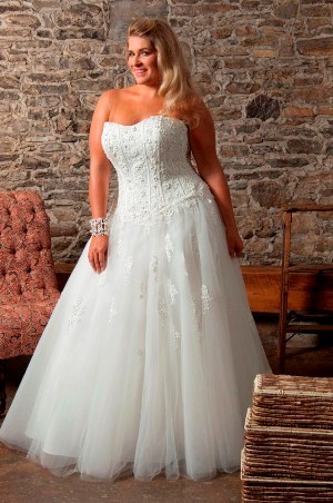 Wedding Dress - CALLISTA Collection: 4154 - For Brides With Curves | PlusSize Bridal Gown
