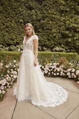 Bridal Dress: Casablanca Bridal Collection: 2463 - GEORGIA 