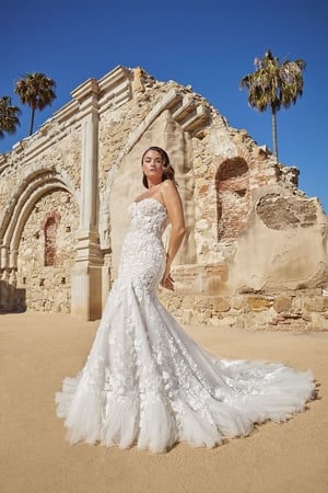 Wedding Dress - Casablanca Bridal Collection: 2471 - PAULINA | CasablancaBridal Bridal Gown