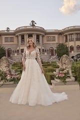Bridal Dress: Casablanca Bridal Collection: 2517 - VARLEY 