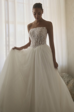 Wedding Dress - Casablanca Bridal Collection: 2622 - Antonella | CasablancaBridal Bridal Gown