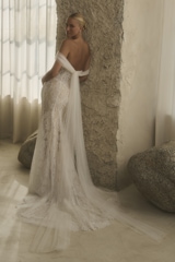 Bridal Dress: Casablanca Bridal Collection: 2623 - Etta 
