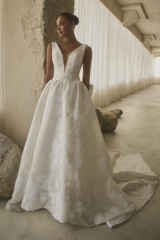 Bridal Dress: Casablanca Bridal Collection: 2633 - Mariana 