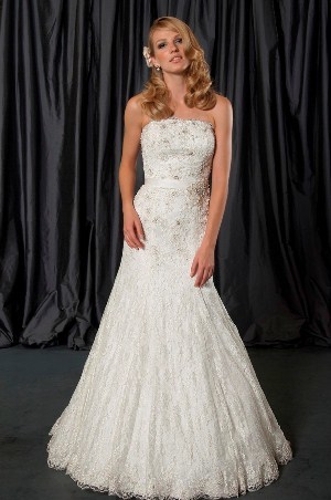 Wedding Dress - JAI Style 9123 - A-Line Lace | Jai Bridal Gown