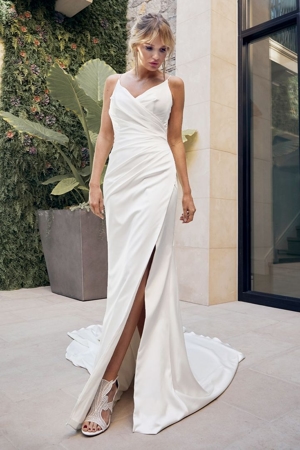 Wedding Dress - LeBlanc Bridal Collection: LE101 - SIMONE | LeBlanc Bridal Gown
