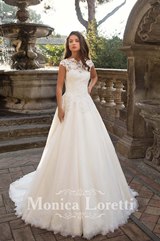 Bridal Dress: Monica Loretti 2017 Collection - 4107 - NIBILA 
