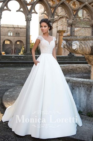 Wedding Dress - Monica Loretti 2017 Collection - 4114 - NESTA | MonicaLoretti Bridal Gown
