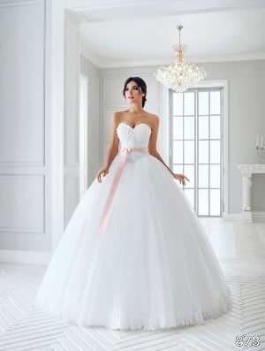Wedding Dress - Sans Pareil Bridal Collection 2016: 878 - Sweetheart ball gown with basque skirt and crystal beaded embroidery | SansPareil Bridal Gown