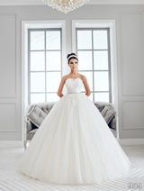 Bridal Dress: Sans Pareil Bridal Collection 2016: 959 - Strapless scallop trimmed sweetheart ball gown 