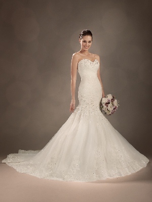 Wedding Dress - Sophia Tolli SPRING 2013 Collection - Y11323 Everdeen | SophiaTolliByMonCheri Bridal Gown