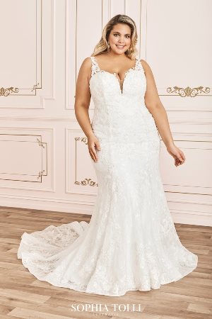 Wedding Dress - Sophia Tolli SPRING 2020 Collection - Y12034LS - Romy | PlusSize Bridal Gown