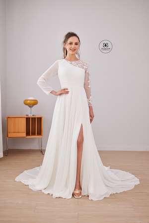Wedding Dress - Julian Eve Bridal Collection: JE701 | JulianEve Bridal Gown