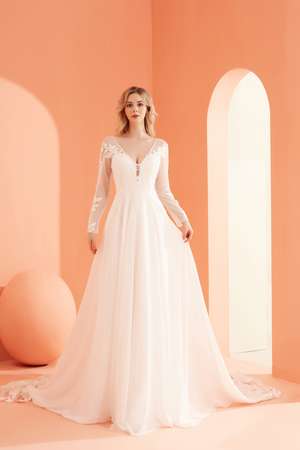 Wedding Dress - Julian Eve Bridal Collection: JE807 | JulianEve Bridal Gown