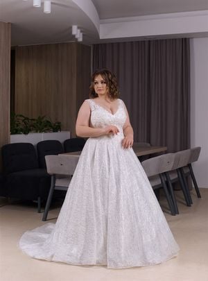 Wedding Dress - Maria Mitchello - Plus sizes - The Shades of Love Collection: PS2005 | PlusSize Bridal Gown