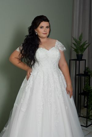 Wedding Dress - Maria Mitchello - Plus sizes - The Superiority Collection: PS2206 | PlusSize Bridal Gown