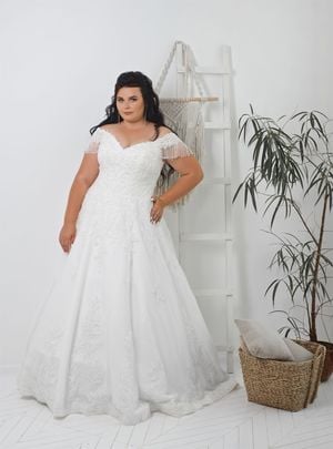 Wedding Dress - Maria Mitchello - Plus sizes - The Superiority Collection: PS2215 | PlusSize Bridal Gown