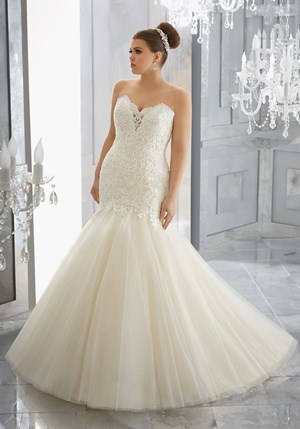 Wedding Dress - Mori Lee Julietta FALL 2017 Collection: 3227 - Miriam - Diamanté Beaded Alençon Lace Appliqués on Tulle Mermaid | PlusSize Bridal Gown