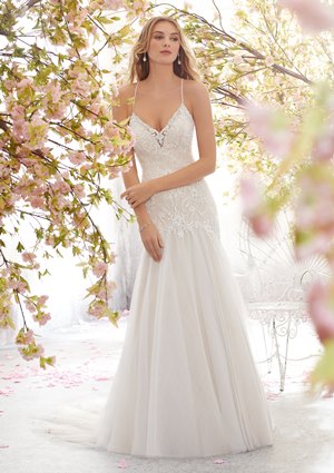 Wedding Dress - Mori Lee Voyage FALL 2018 Collection: 6895 - Lara | MoriLee Bridal Gown