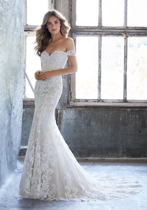 Wedding Dress - Mori Lee Bridal SPRING 2018 Collection: 8203 - Kassia | MoriLee Bridal Gown
