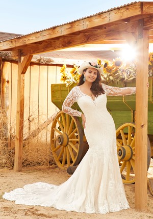 Wedding Dress - Mori Lee Julietta Fall 2019 Collection: 3263 - Ripley | PlusSize Bridal Gown