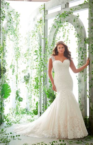 Wedding Dress - Mori Lee Julietta Spring 2019 Collection: 3255 - Phylicia | PlusSize Bridal Gown