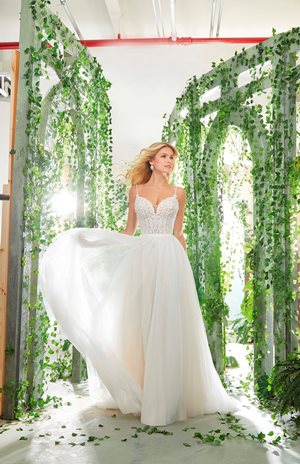 Wedding Dress - Mori Lee Voyage Spring 2019 Collection: 6907 - Piper | MoriLee Bridal Gown