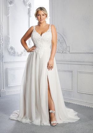 Wedding Dress - Mori Lee Julietta Fall 2021 Collection: 3321 - Chrissy Wedding Dress | PlusSize Bridal Gown