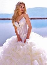 Bridal Dress: Lady Aida