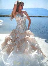 Bridal Dress: Lady Nike