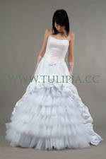 Bridal Dress: Pearl