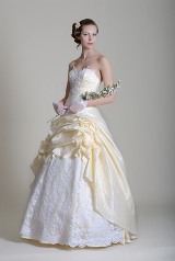 Bridal Dress: Aster
