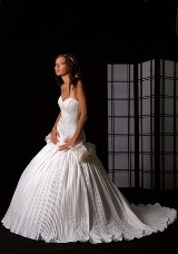 Bridal Dress: Lavotera