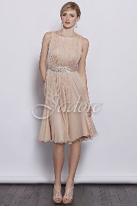 mother of the bride dresses for pear shaped body